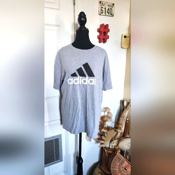 Vintage adidas graphic shirt large - Picture 1 of 7